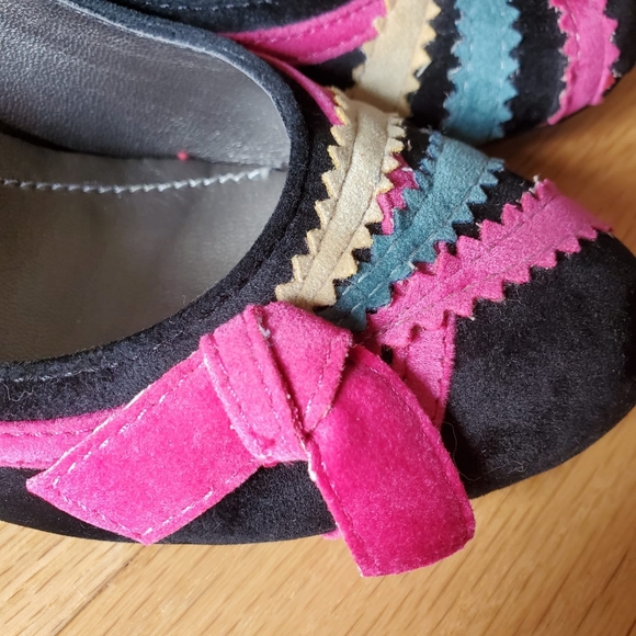 Colourful heels with bow - Picture 2 of 5